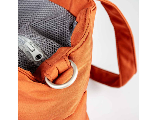 SAC TRAIL 2EN1 ORANGE 42X28X20CM SAC TRAIL 2EN1 ORANGE 42X28X20CM