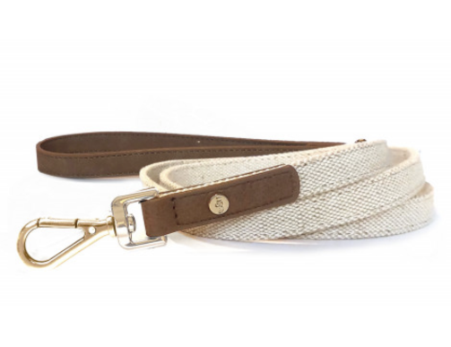 laisse chien taupe légère confortable robuste balade pratique élégante sécurité textile quotidien minimaliste