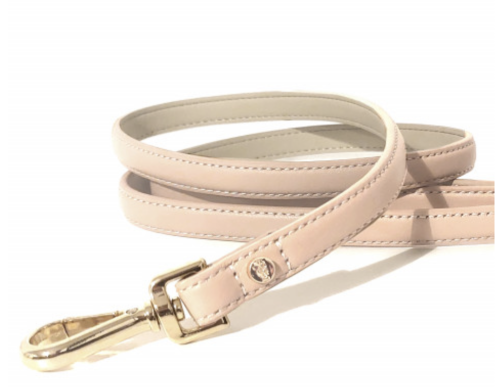 laisse chien cuir rose élégante confortable robuste balade pratique durable chic qualité tendance